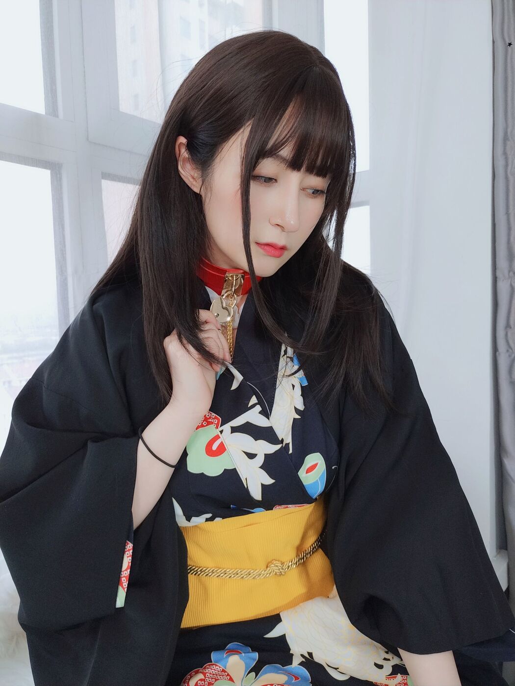 [Internet celebrity COSER photo] Miss Coser Baiyin - the secret under the kimono