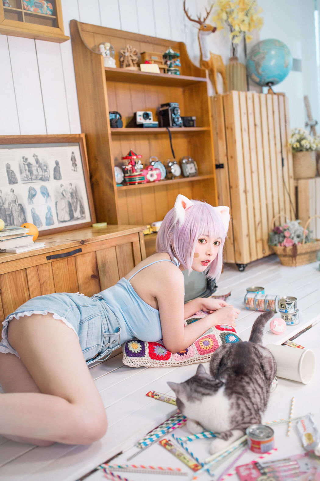 [Net Red COSER] Big-eyed cute girl black cat OvO - cat raising class