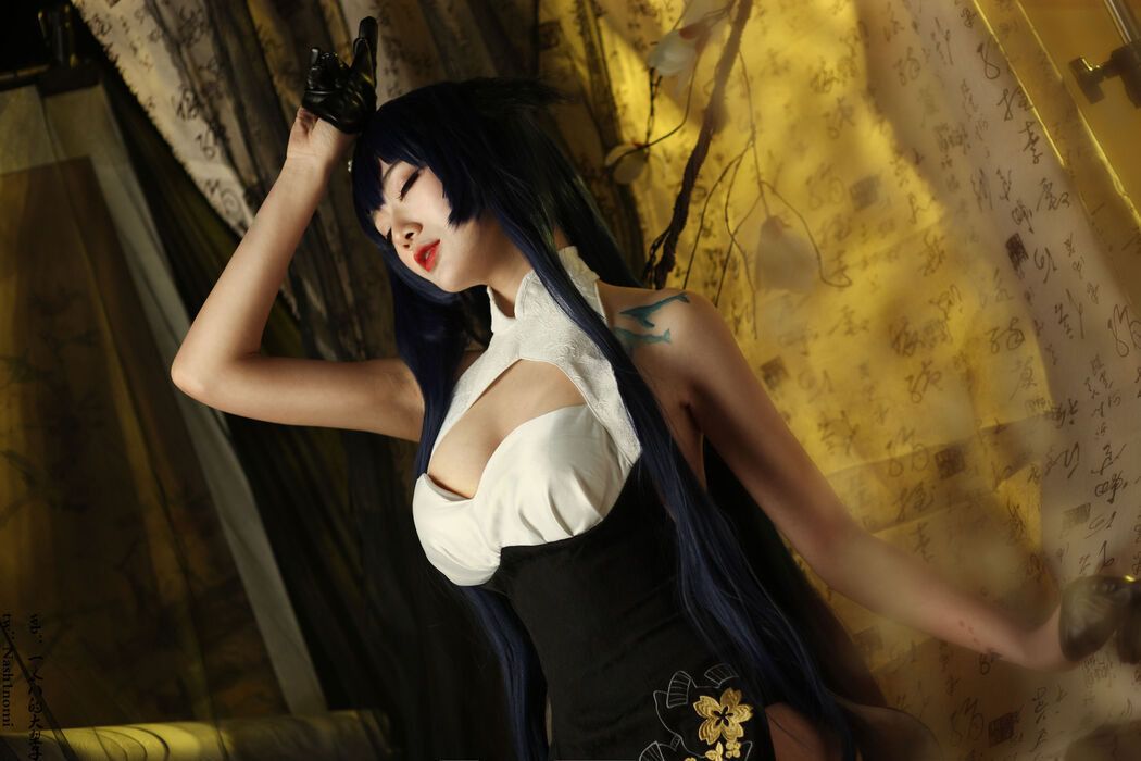 [Net Red COSER Photo] One meter eight pears - Agwi