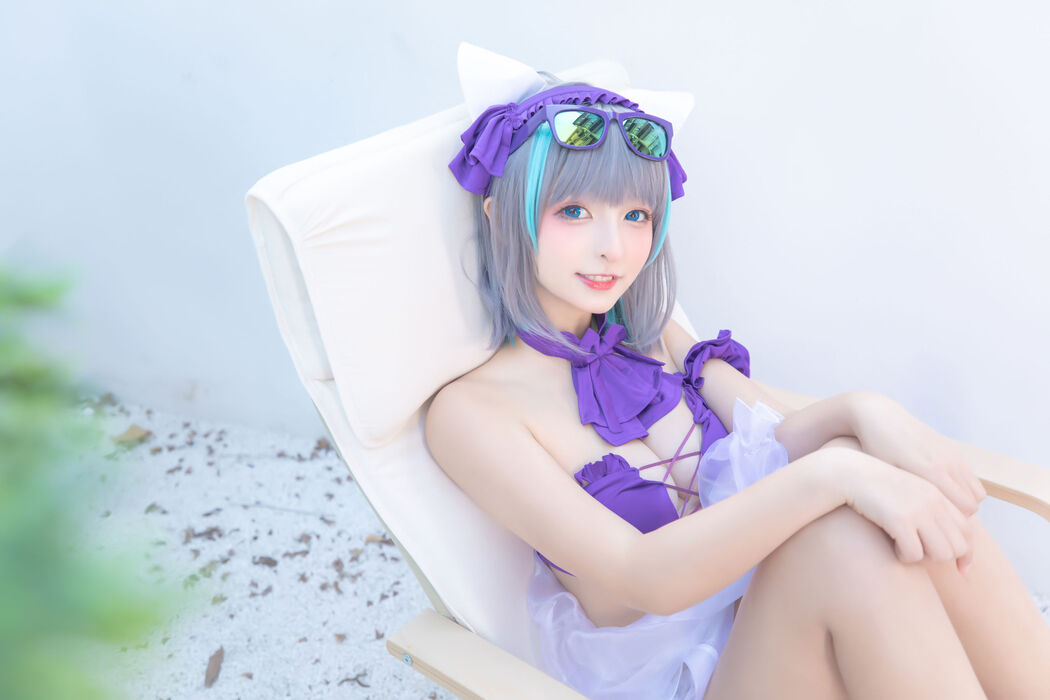 [Internet celebrity COSER photo] Lolita god board true winter of Cheshire - solid color courtyard