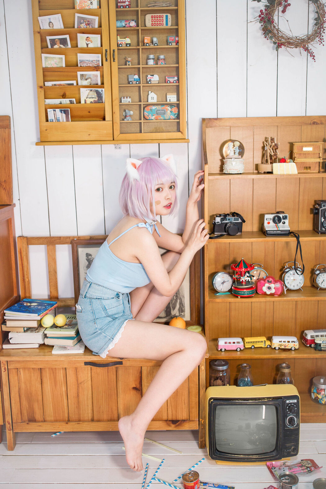 [Net Red COSER] Big-eyed cute girl black cat OvO - cat raising class