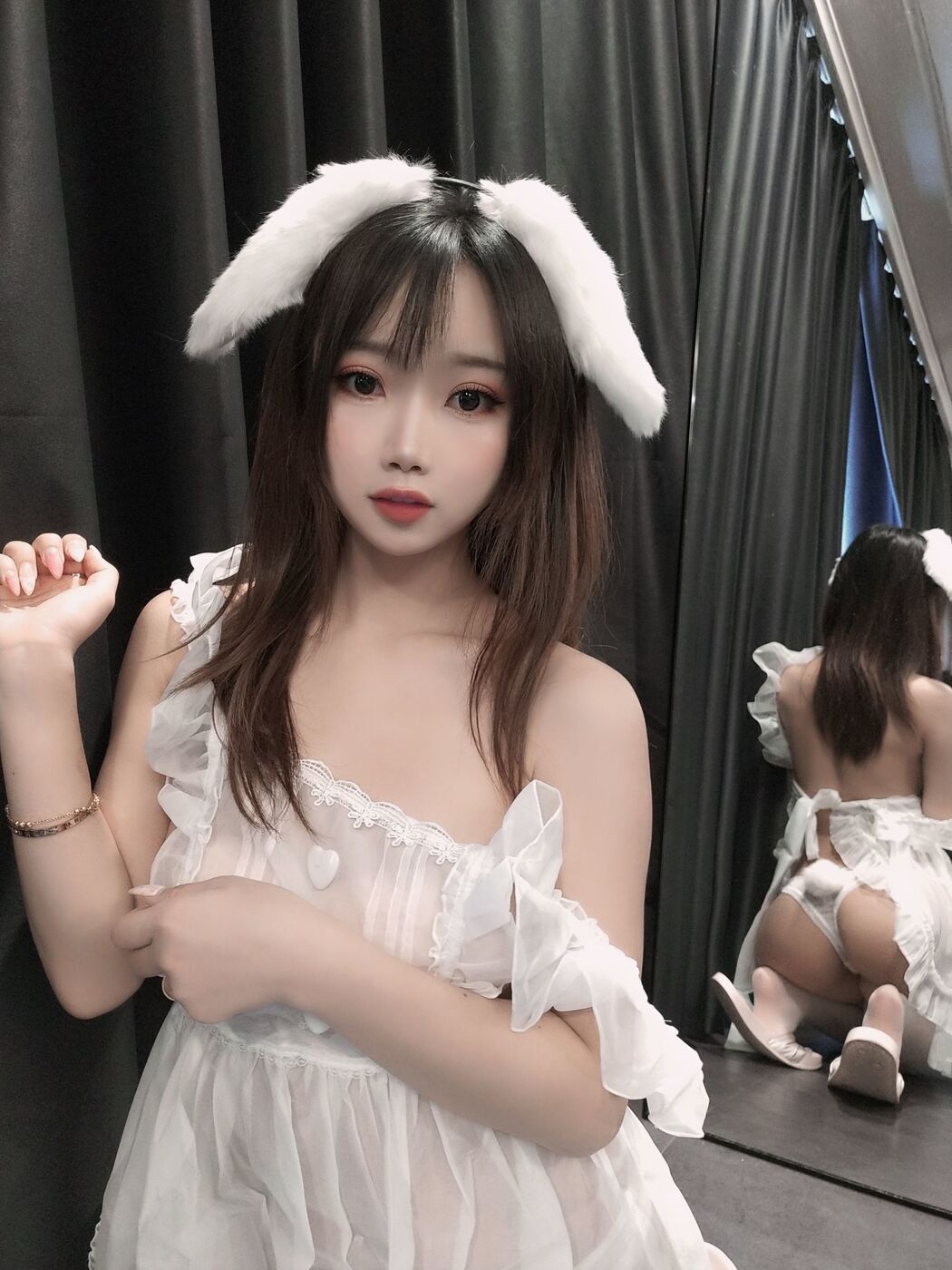 [Net Red COSER] Bai Nen Beautiful Girl Ghost Animal Yao-Lamb Apron