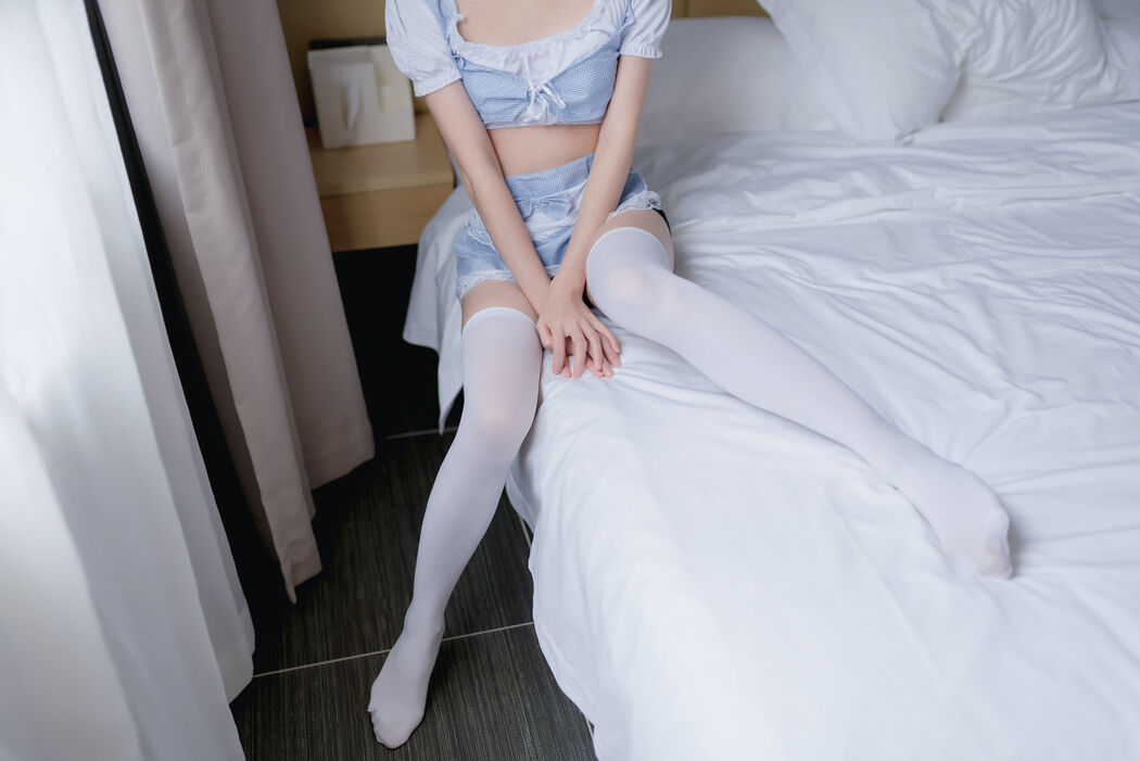 [Net Red COSER] Anime blogger Kitaro_ Kitaro - Bow Maid