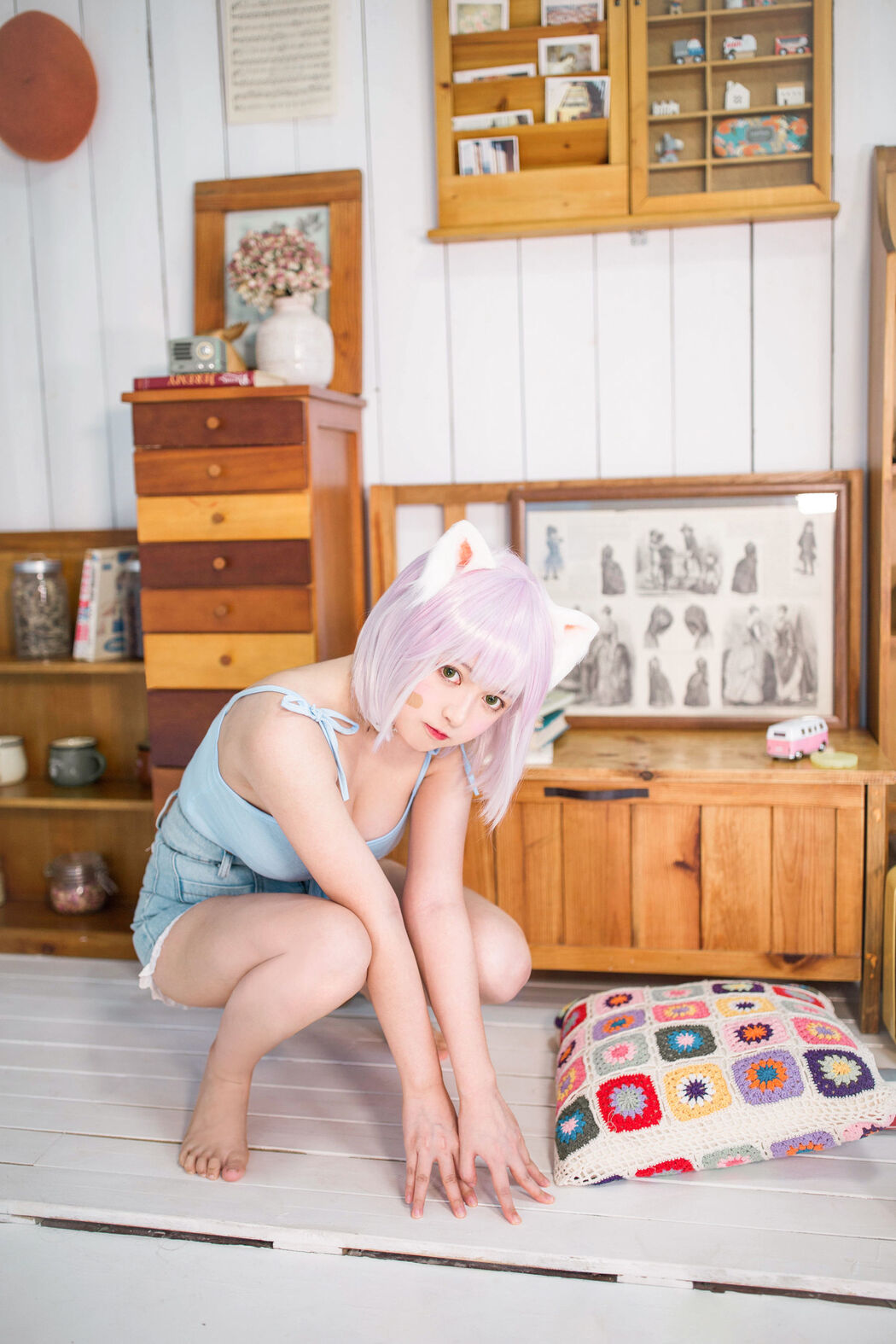 [Net Red COSER] Big-eyed cute girl black cat OvO - cat raising class