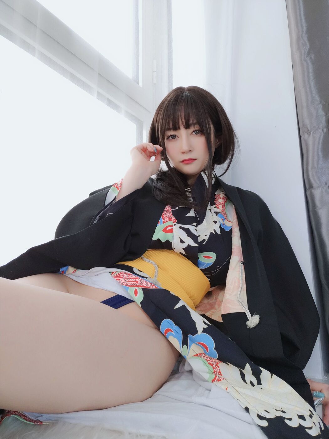 [Internet celebrity COSER photo] Miss Coser Baiyin - the secret under the kimono