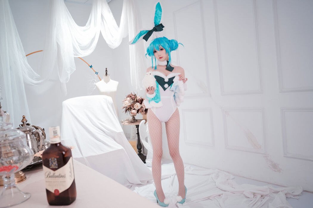 [Net Red COSER] Cute and popular Coser Noodle Fairy - Hatsune Bunny