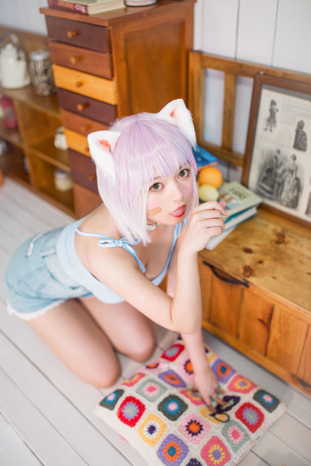 [Net Red COSER] Big-eyed cute girl black cat OvO - cat raising class