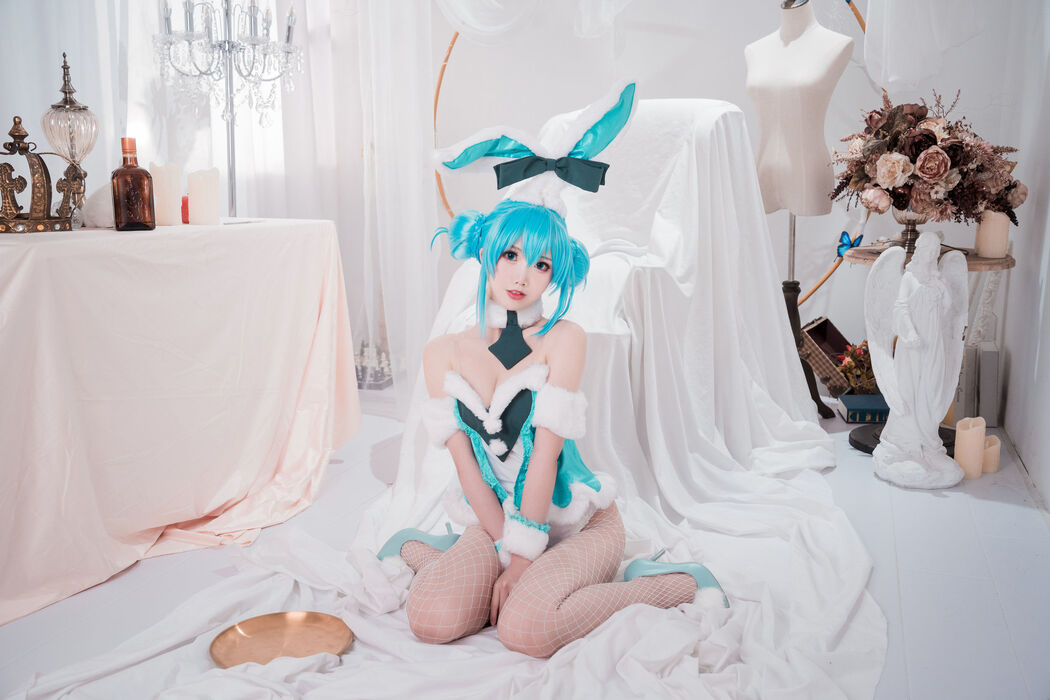 [Net Red COSER] Cute and popular Coser Noodle Fairy - Hatsune Bunny