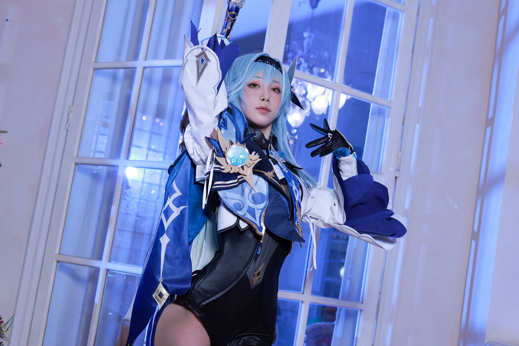 [Internet celebrity COSER photo] Anime blogger Shui Miao aqua - original god Yura original