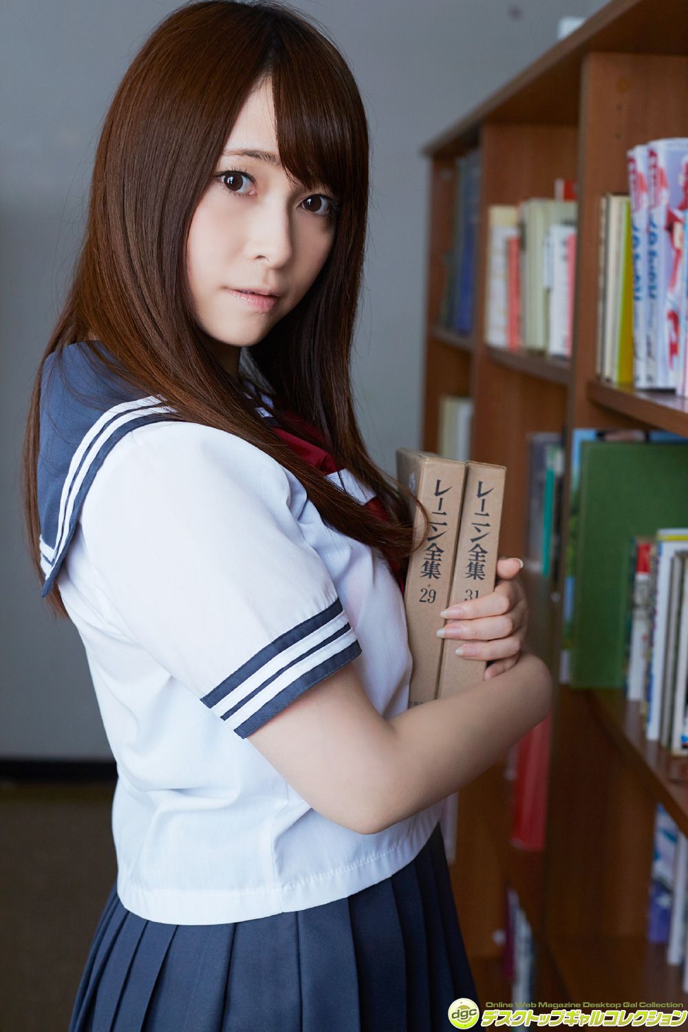 Miharu Kanda << 92cm transparent fair-skinned H cup gravure >> [DGC] NO.1334