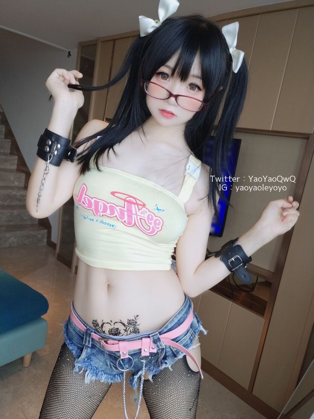 [Internet celebrity COSER photo] Cute girl Coser shakes her music yoyo fantia