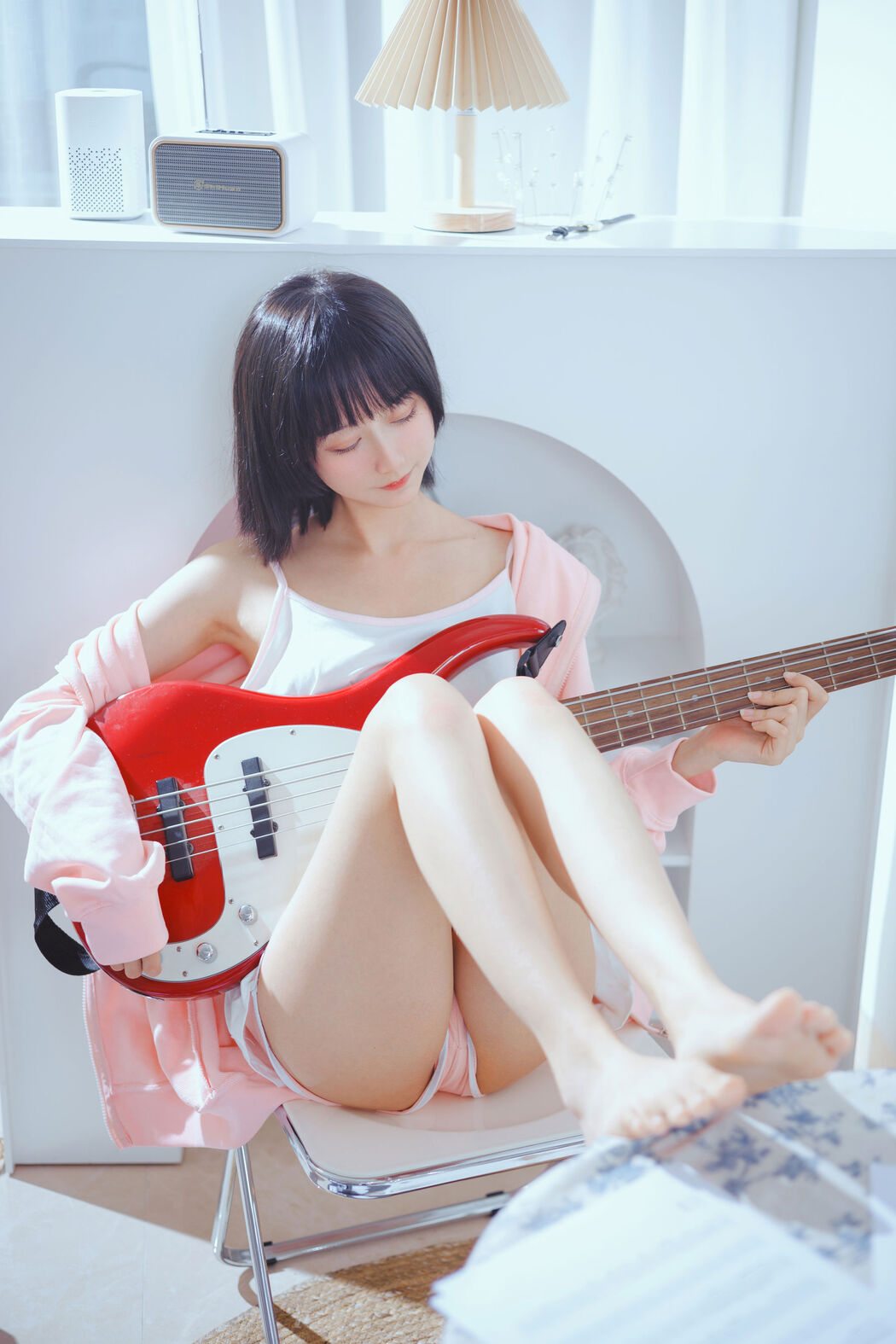 [Net Red COSER Photo] Cute Miss Sister Mu Mianmian OwO - Bass and Sister