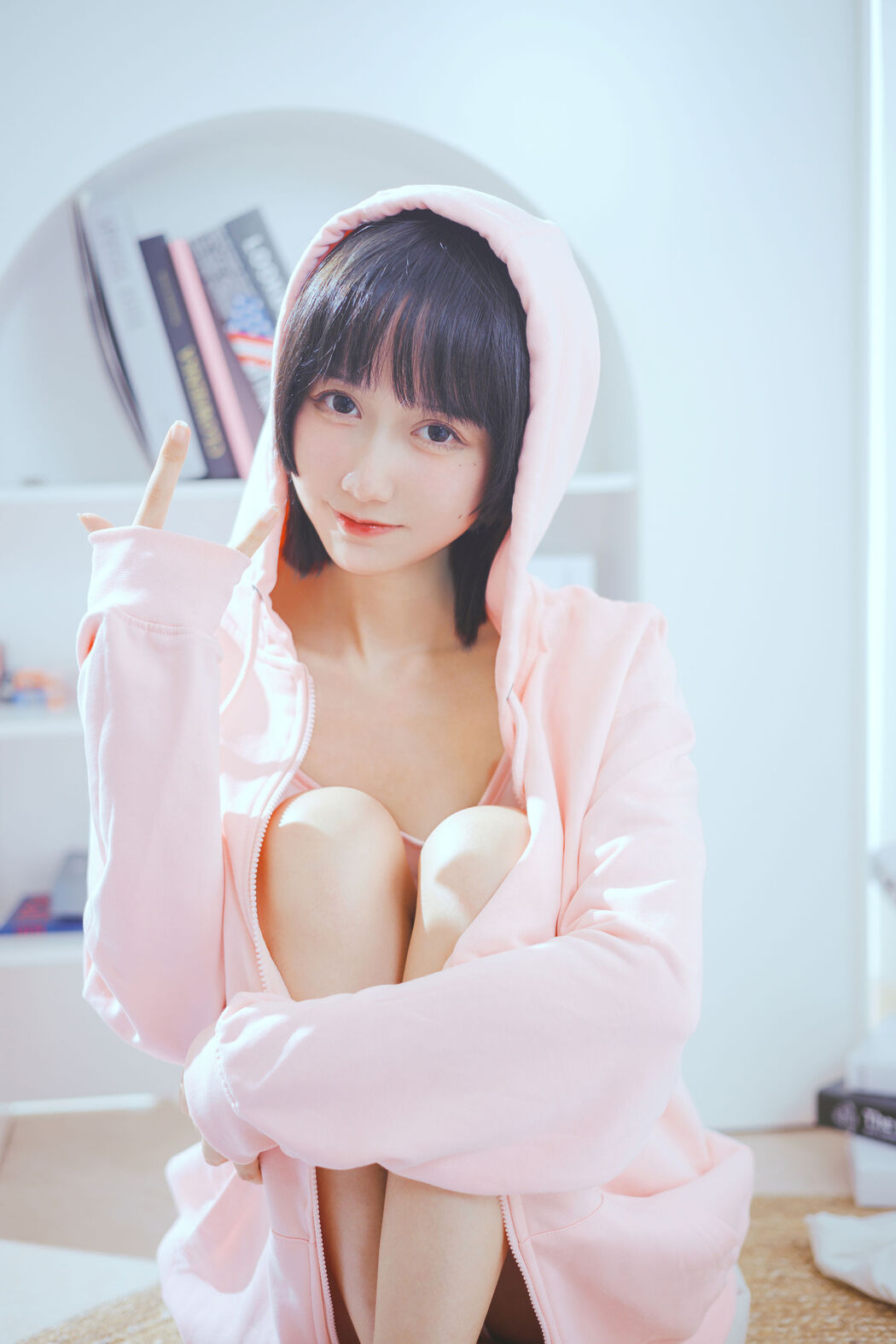 [Net Red COSER Photo] Cute Miss Sister Mu Mianmian OwO - Bass and Sister