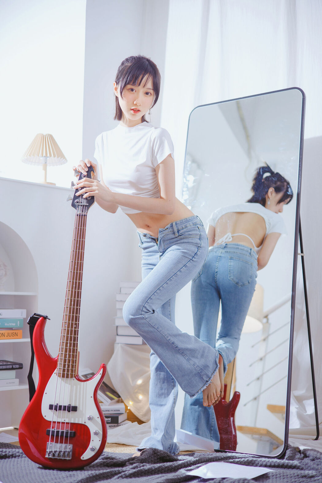 [Net Red COSER Photo] Cute Miss Sister Mu Mianmian OwO - Bass and Sister
