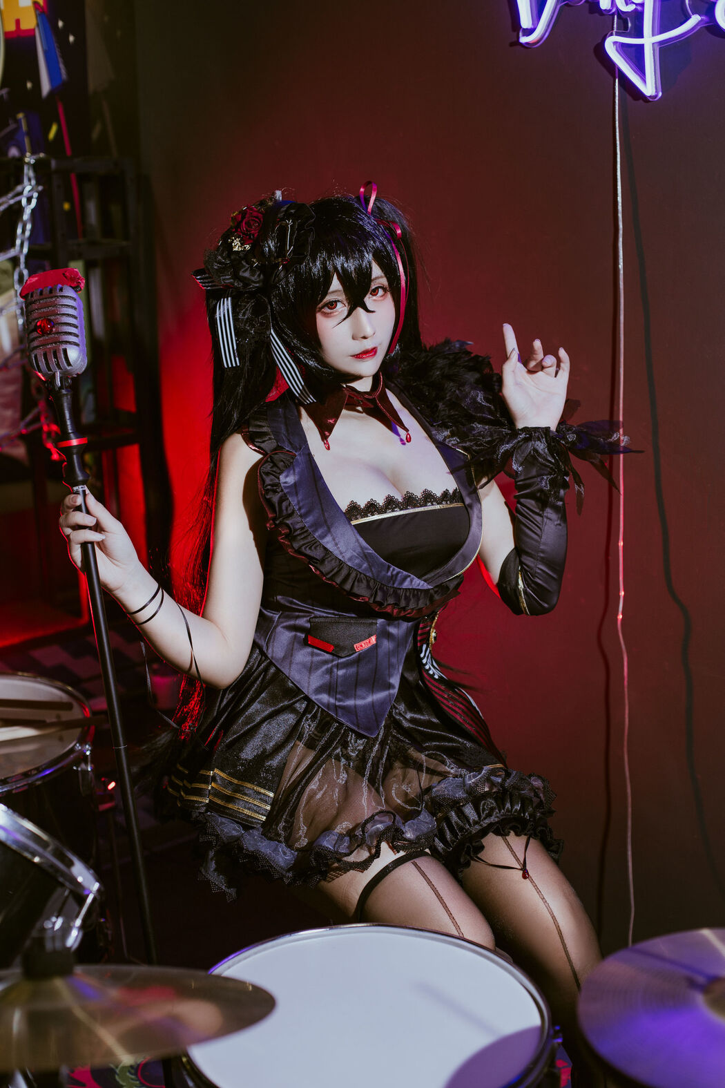 [Net Red COSER] Anime blogger Jiuqu Jean - Dafeng song clothes