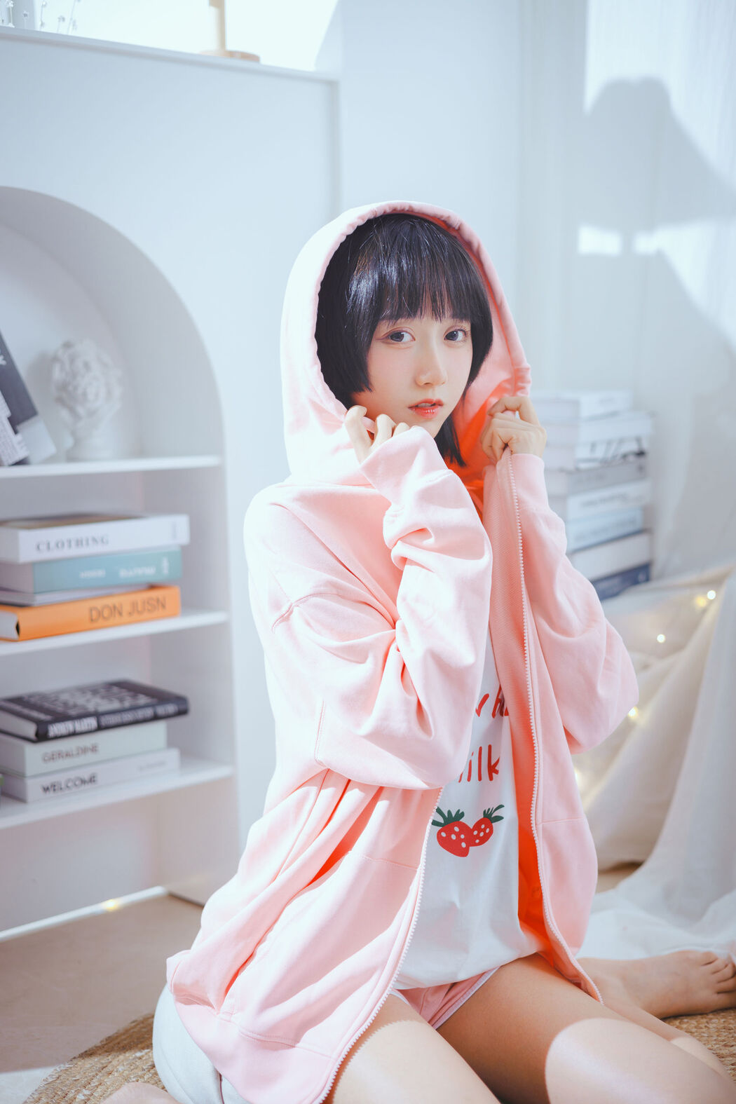 [Net Red COSER Photo] Cute Miss Sister Mu Mianmian OwO - Bass and Sister