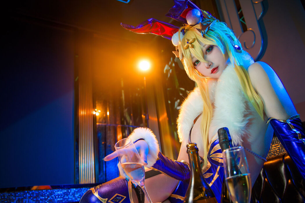 [Net Red COSER] High-value coser Nian Nian_D - White Gun Bunny Girl