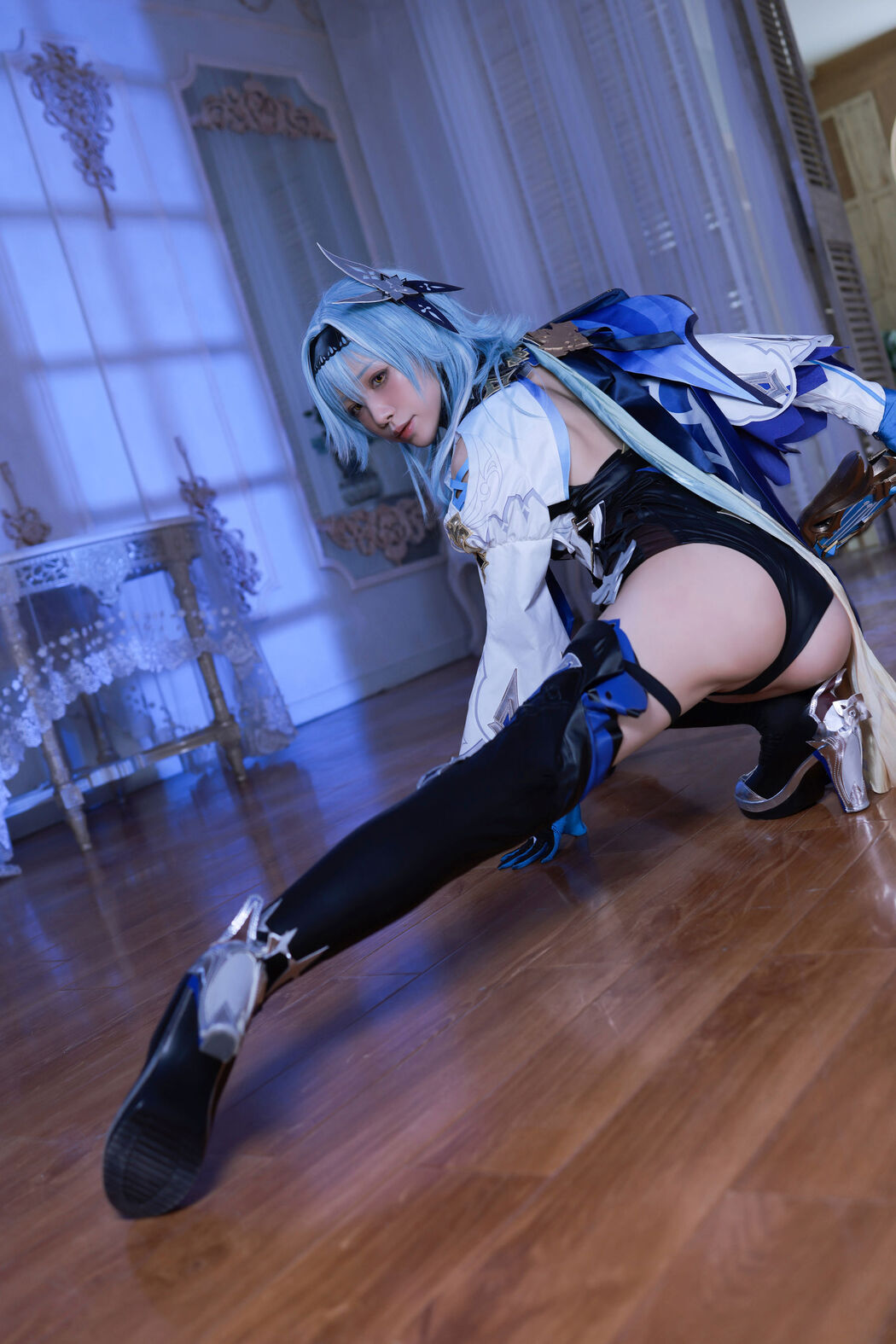 [Internet celebrity COSER photo] Anime blogger Shui Miao aqua - original god Yura original