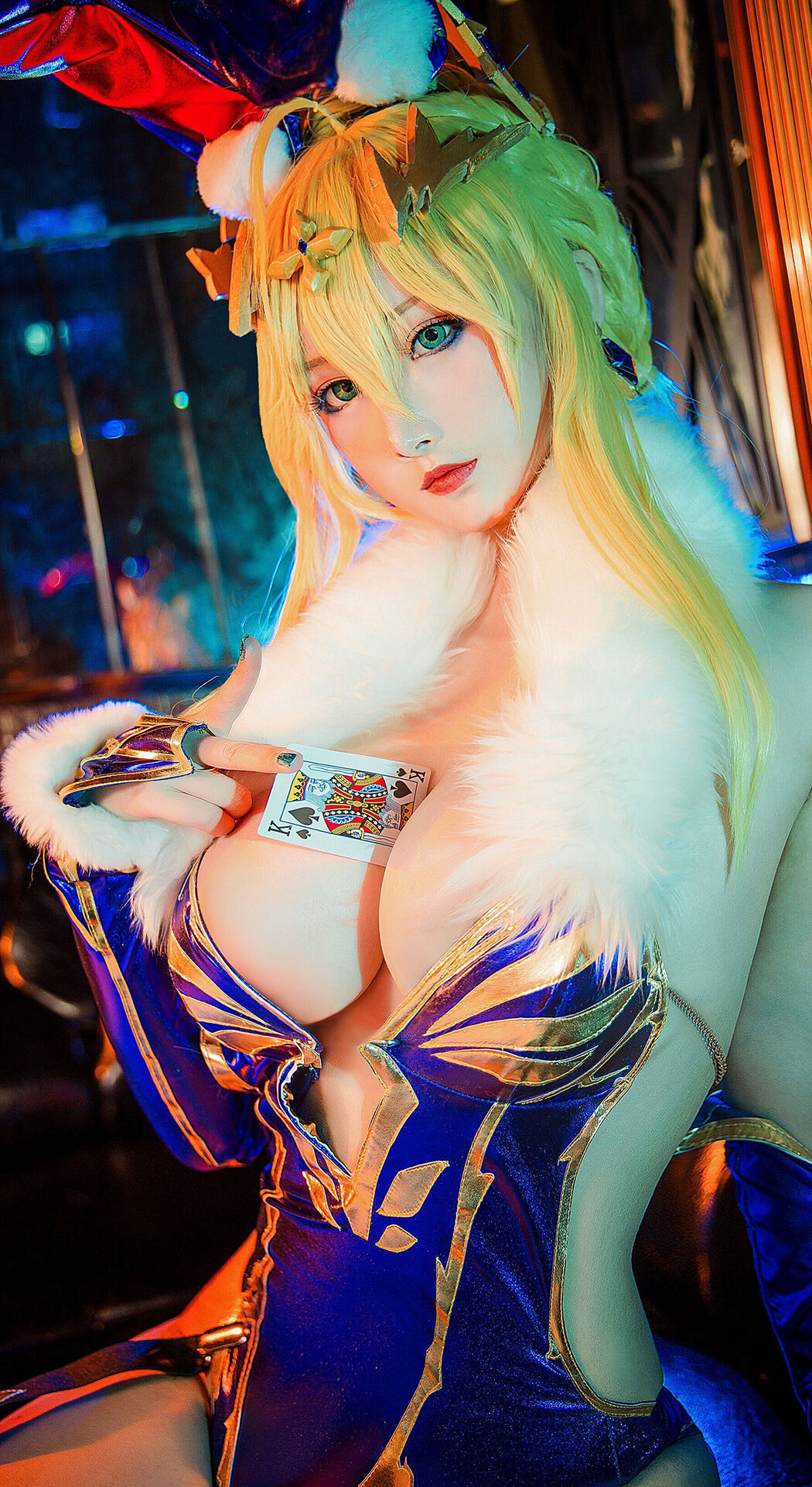 [Net Red COSER] High-value coser Nian Nian_D - White Gun Bunny Girl