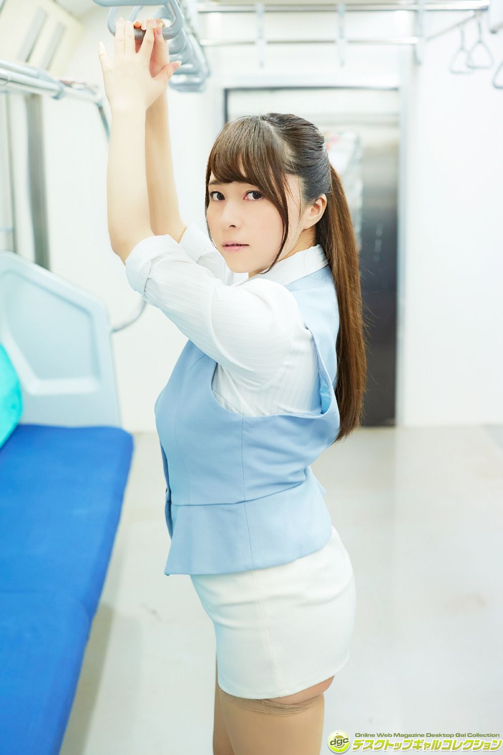 Miharu Kanda << 92cm transparent fair-skinned H cup gravure >> [DGC] NO.1334