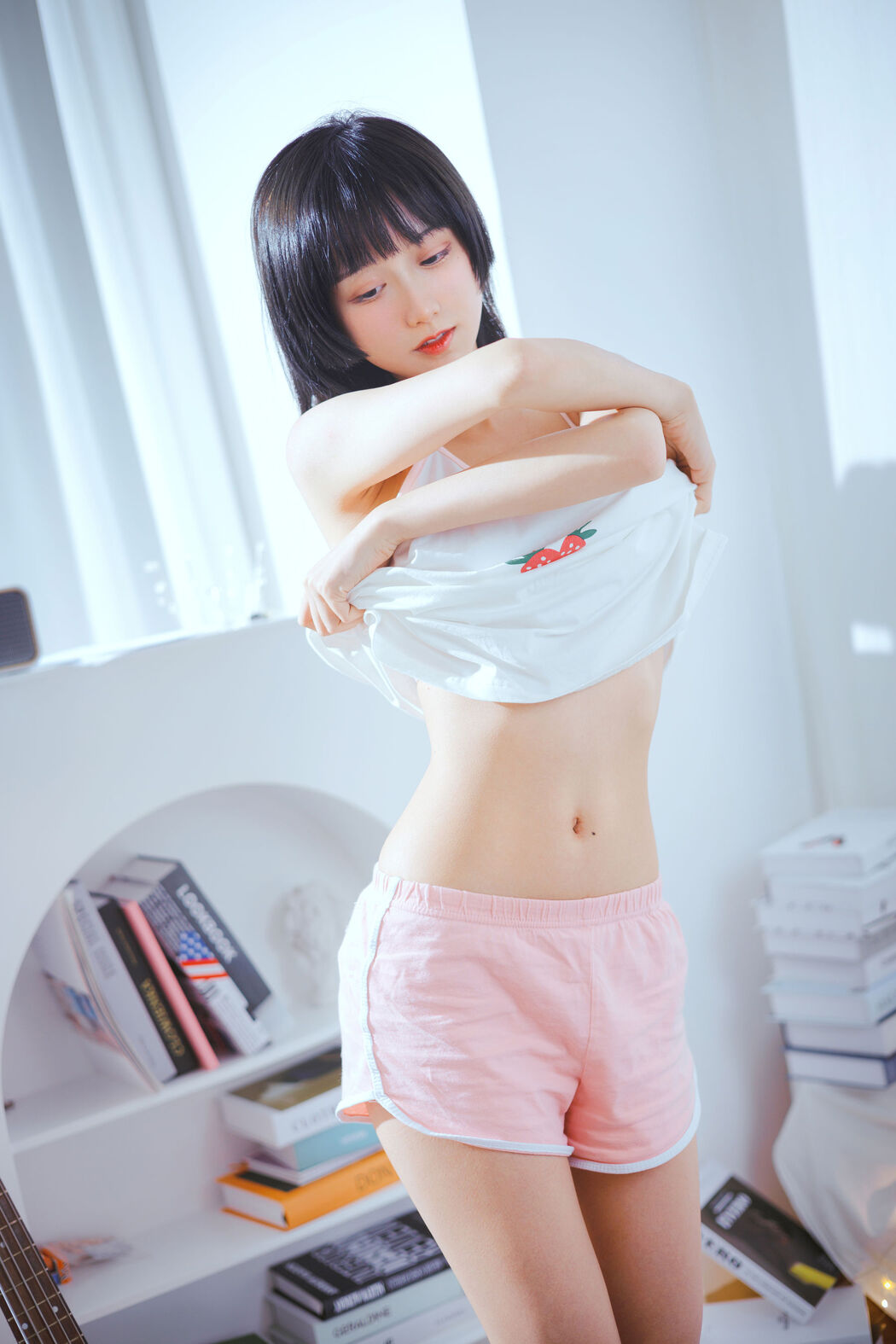 [Net Red COSER Photo] Cute Miss Sister Mu Mianmian OwO - Bass and Sister