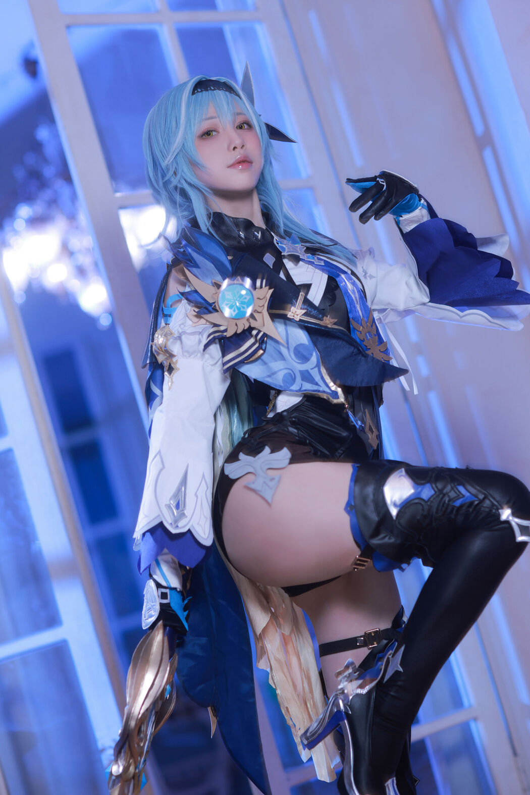 [Internet celebrity COSER photo] Anime blogger Shui Miao aqua - original god Yura original