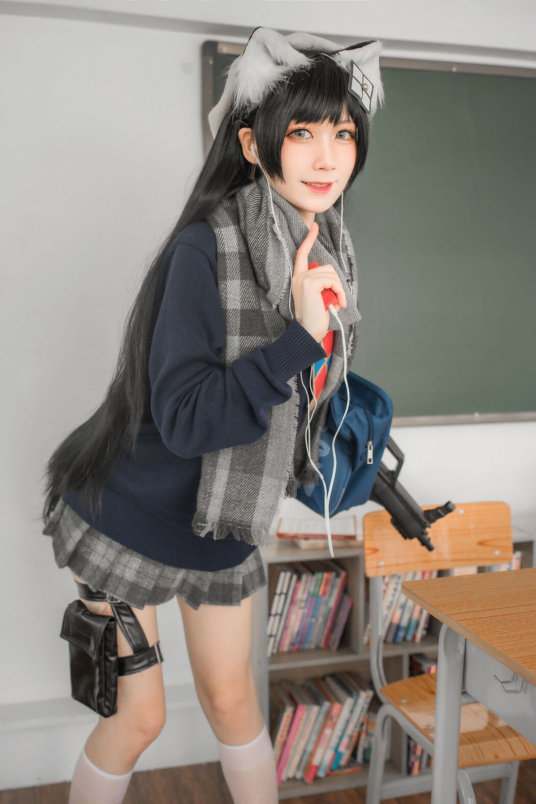 [Net Red COSER Photo] Izumi Izumi Peach Welfare - Pure White Graduation Season