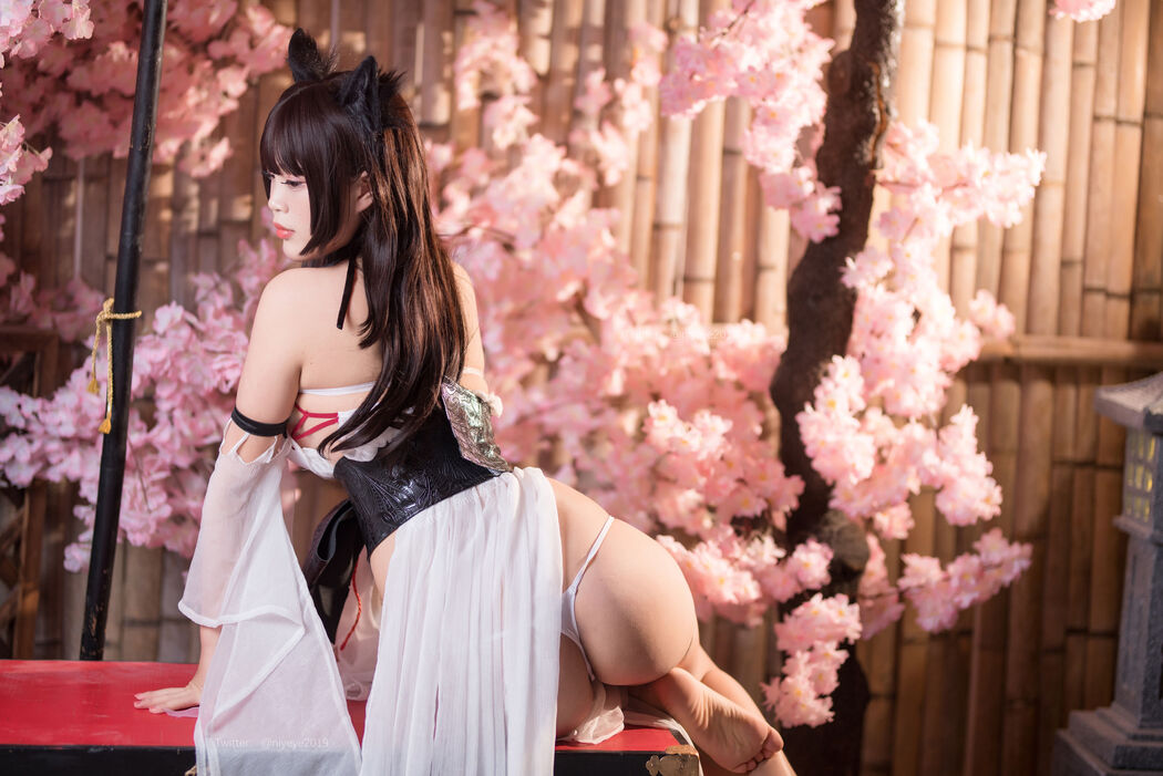 [Net Red COSER Photo] Cute Miss Sister-Bai Ye-- Wet Swimsuit