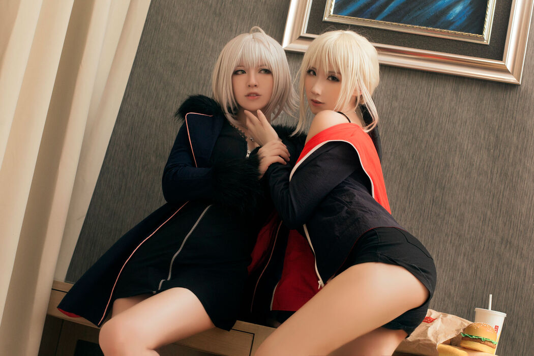 [Net Red COSER Photo] Banbanzi & Soso Sophia - Black Zhen 2