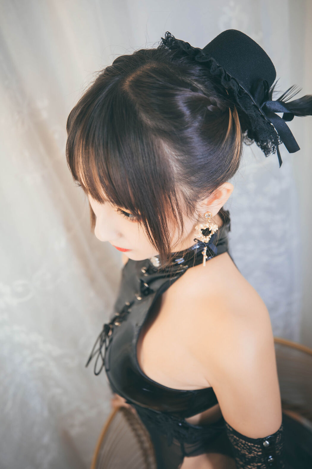 [Internet Celebrity COSER] Lolita God Rakuzaka Mayu no wind and moon - black cheongsam