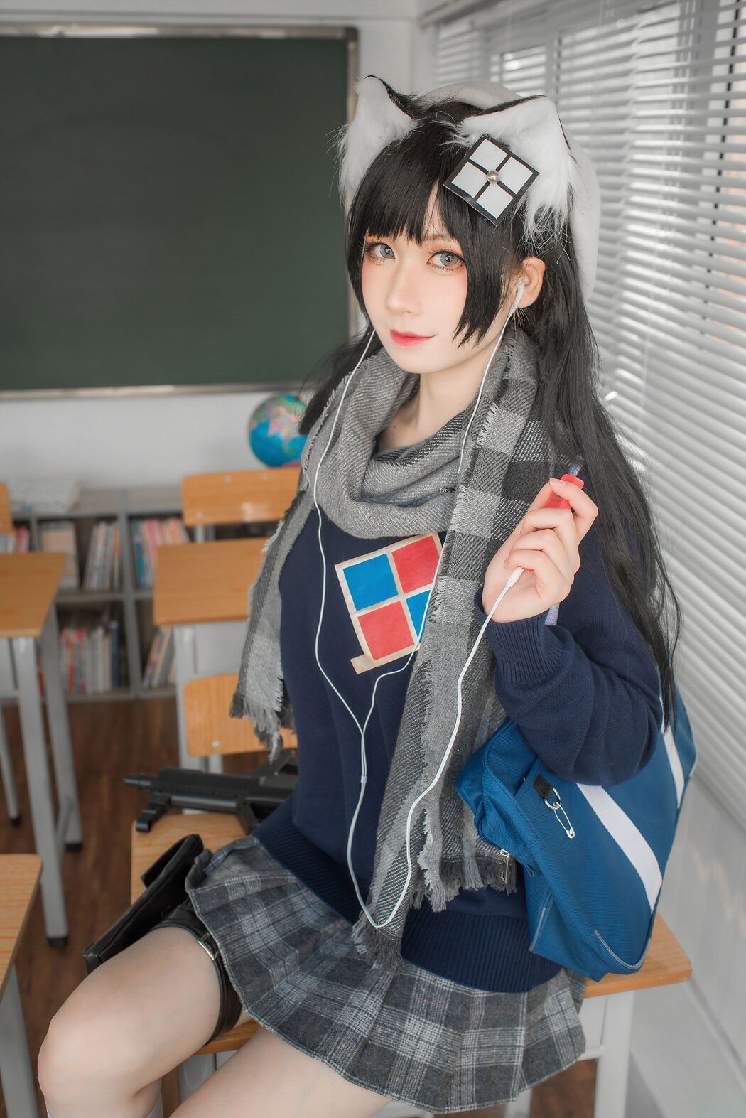 [Net Red COSER Photo] Izumi Izumi Peach Welfare - Pure White Graduation Season