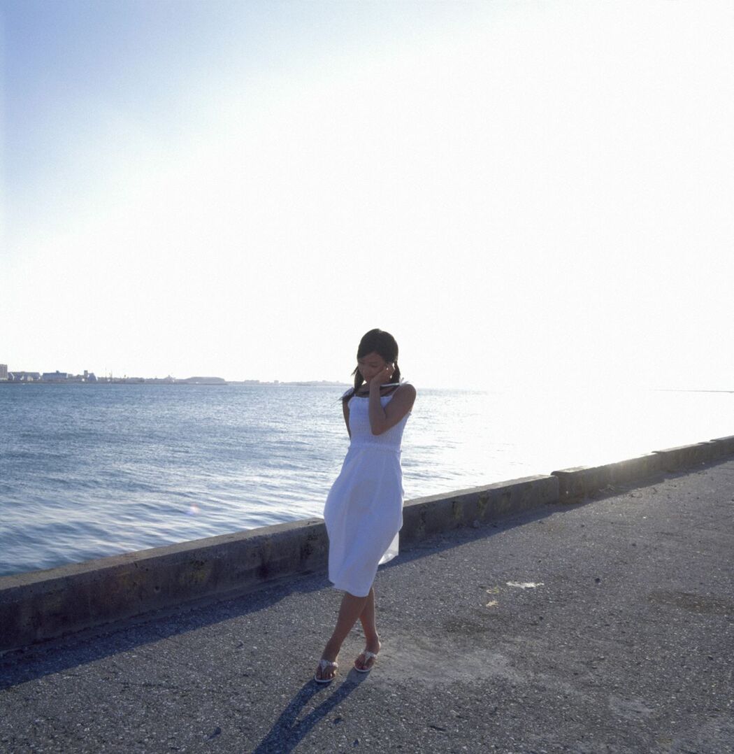 Eri Kamei 亀井絵里 [Hello! Project Digital Books] Vol.17