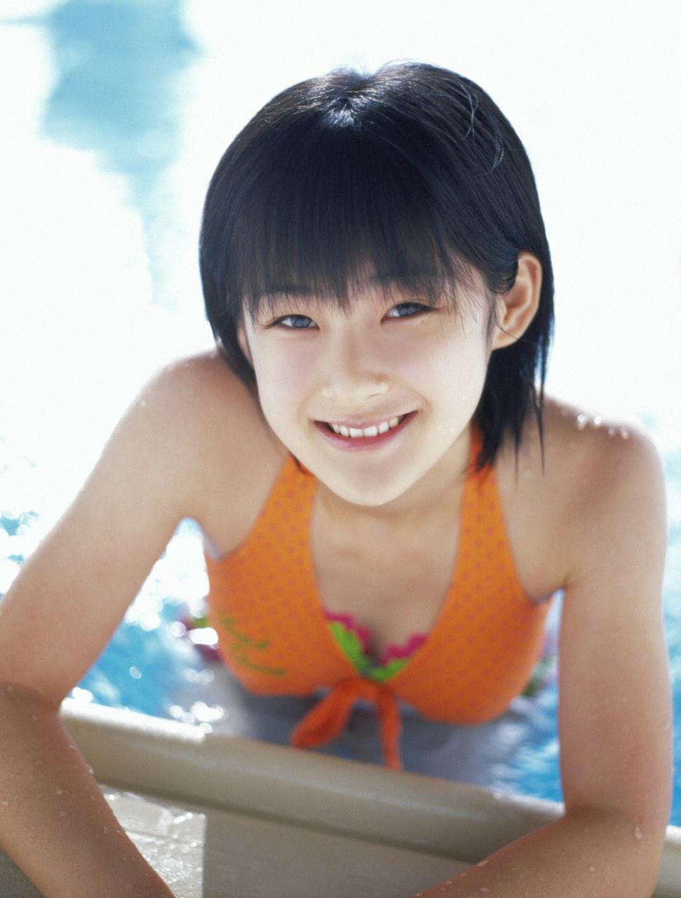 Momoko Tsugunaga [Hello! Project Digital Books] Vol.42