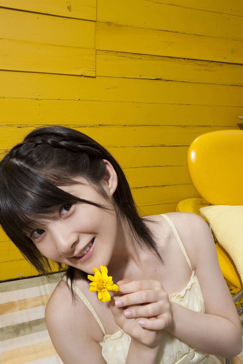 Tsugunaga Momoko [Hello! Project Digital Books] Vol.64