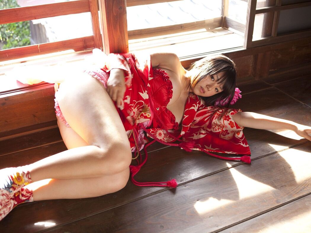 Umi Aomi << Model girl is erotic cool bold exposure! >> [DGC] NO.1280