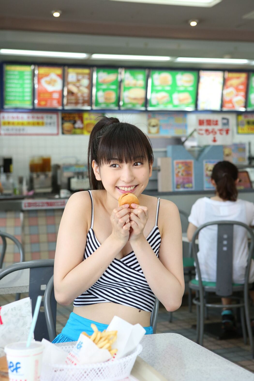 Uemura Akari Uemura [Hello! Project Digital Books] Vol.144