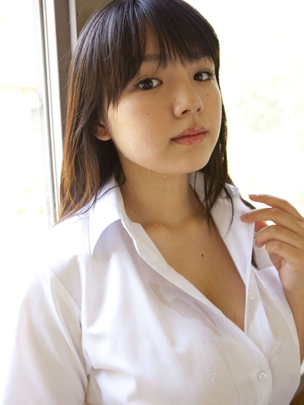 Umi Aomi << Model girl is erotic cool bold exposure! >> [DGC] NO.1280