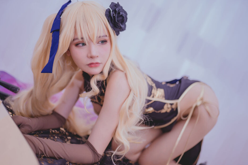 [Net Red COSER Photo] Qian Yu_rr - Fantasy Golden Lotus