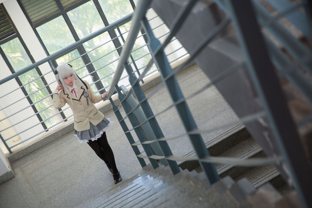 [Internet Celebrity COSER Photo] Anime blogger G44 will not be injured - Wuzhi School Uniform