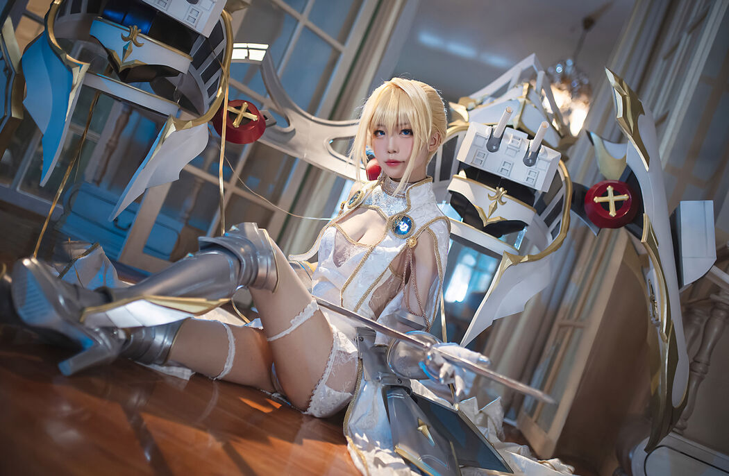 [Net Red COSER] Anime blogger Shui Miao aqua - Joan of Arc