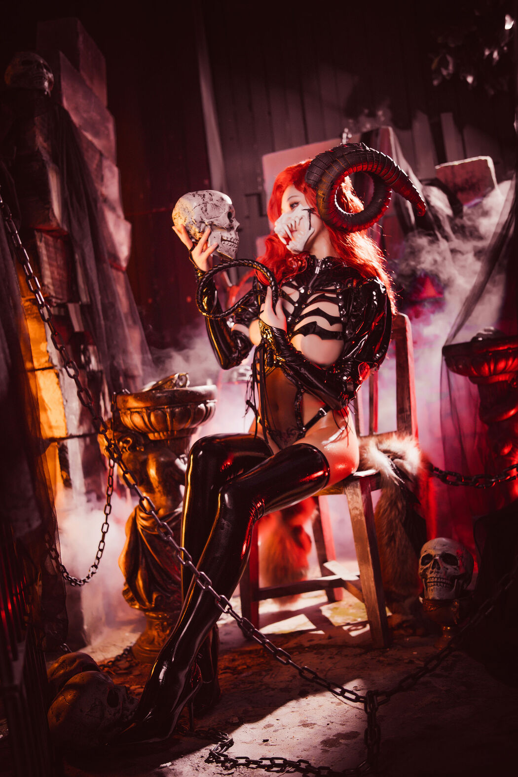 [Net Red COSER Photo] Cute Miss Sister Honey Juicy Cat Qiu - Skeleton