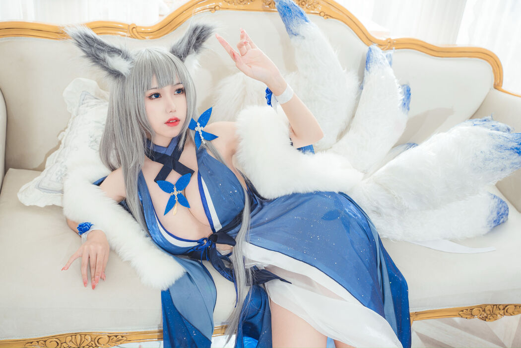 [Net Red COSER Photo] Yibei Yibei - Shinano Dress