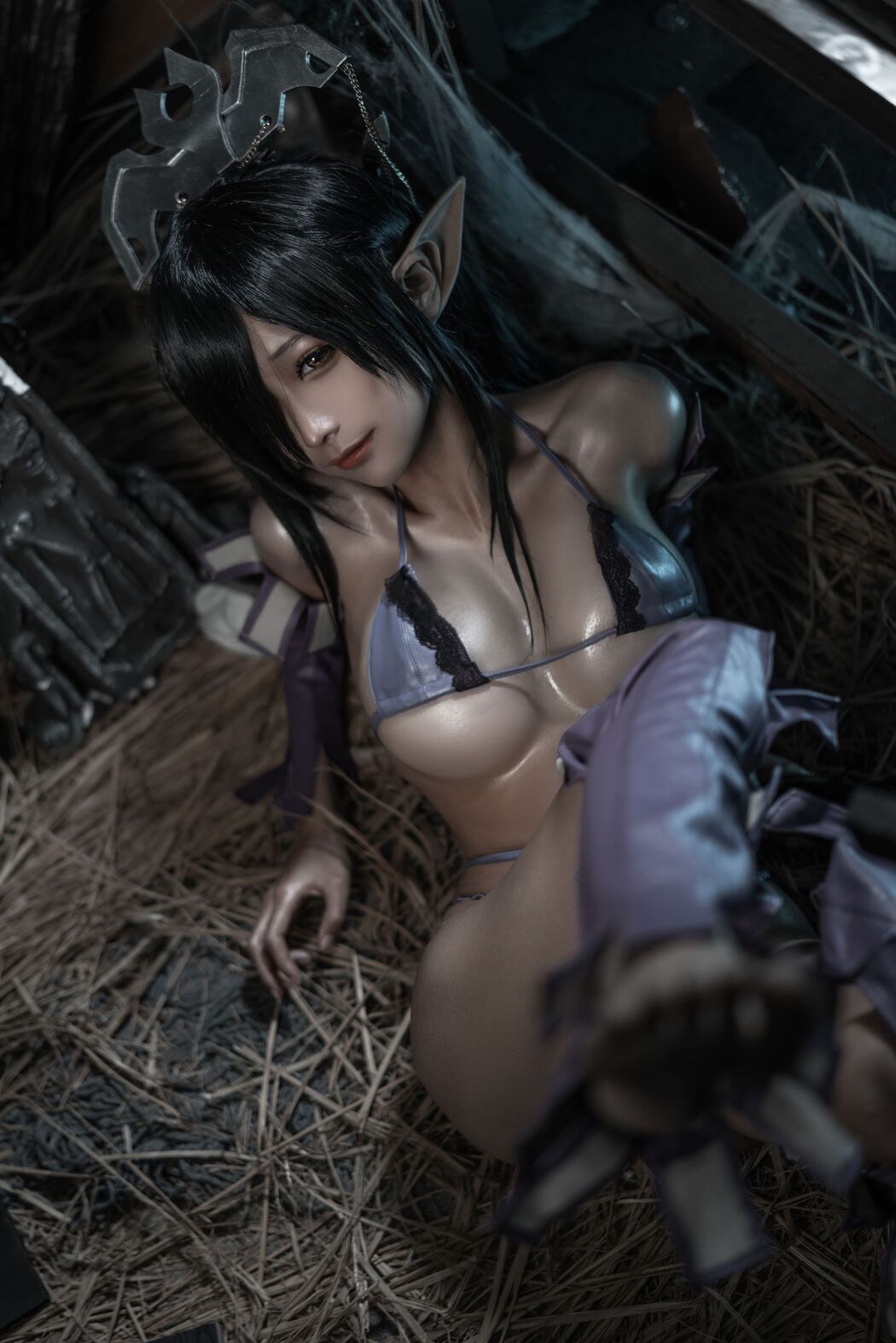 [Net Red COSER Photo] Anime Blogger Stupid Momo - The Queen of Black Beasts