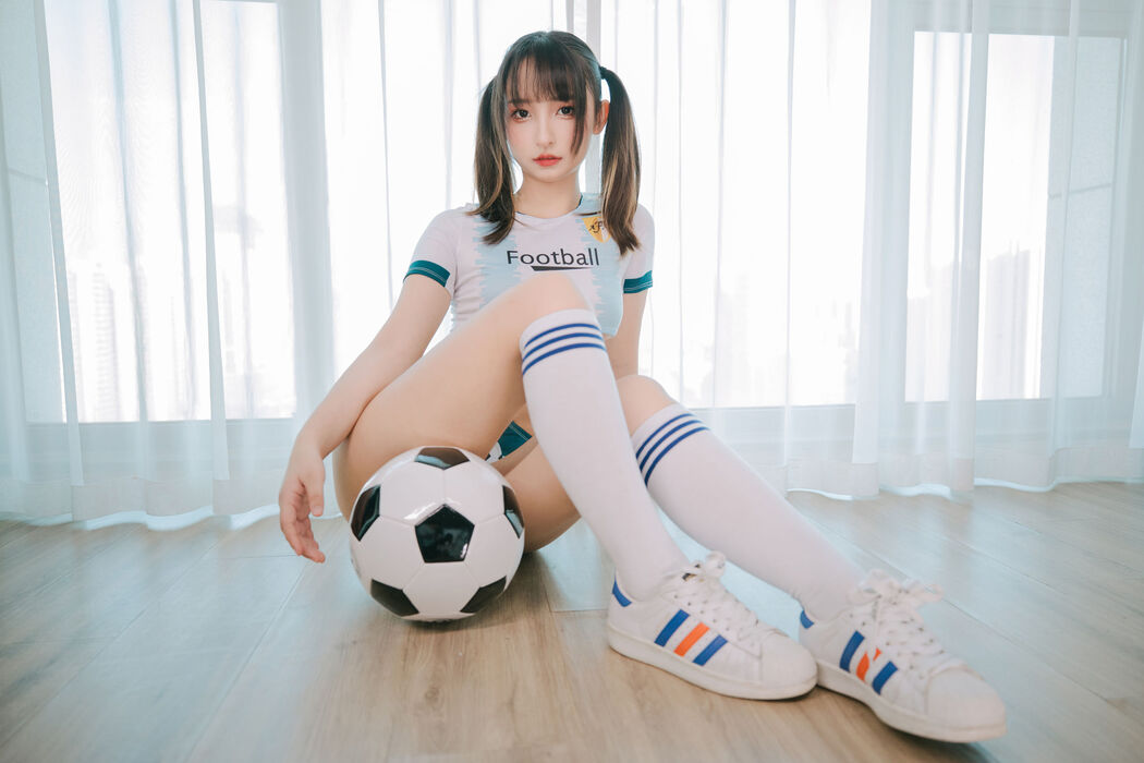 [Internet celebrity COSER photo] The cheerleader girl