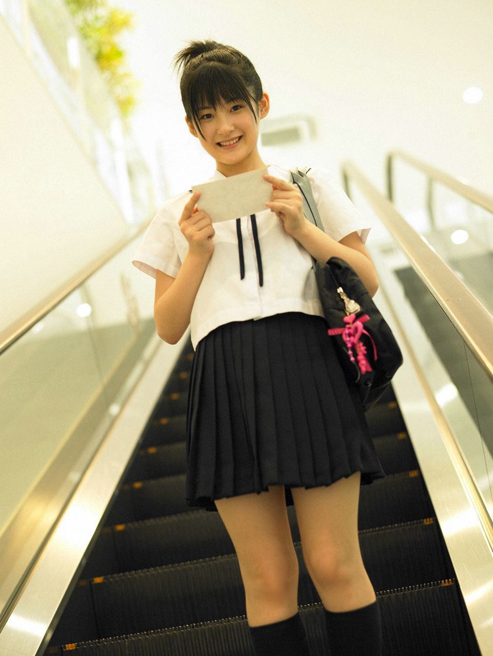 Tsugunaga Momoko [Hello! Project Digital Books] Vol.59