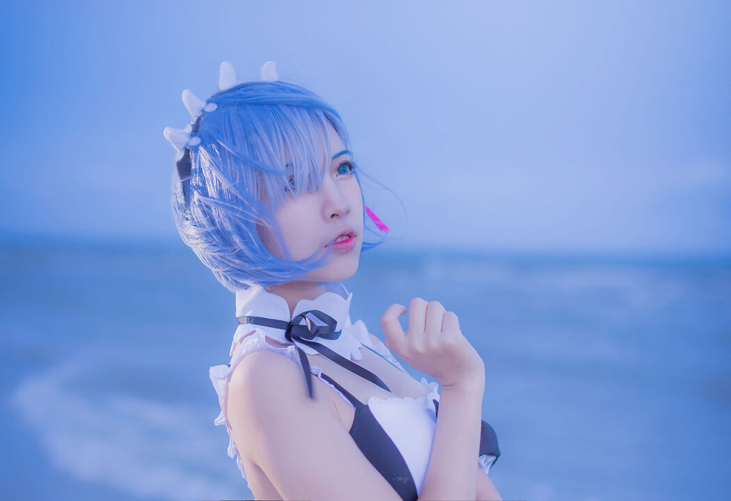 [Cosplay Photo] Popular Coser Nizo Nisa - Rem Swimsuit