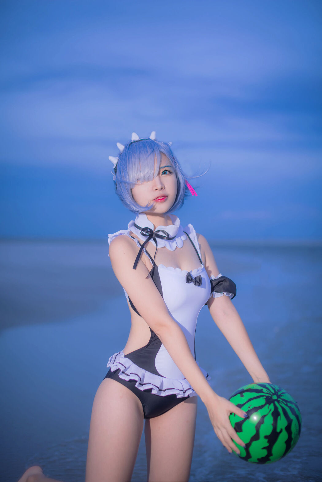[Cosplay Photo] Popular Coser Nizo Nisa - Rem Swimsuit