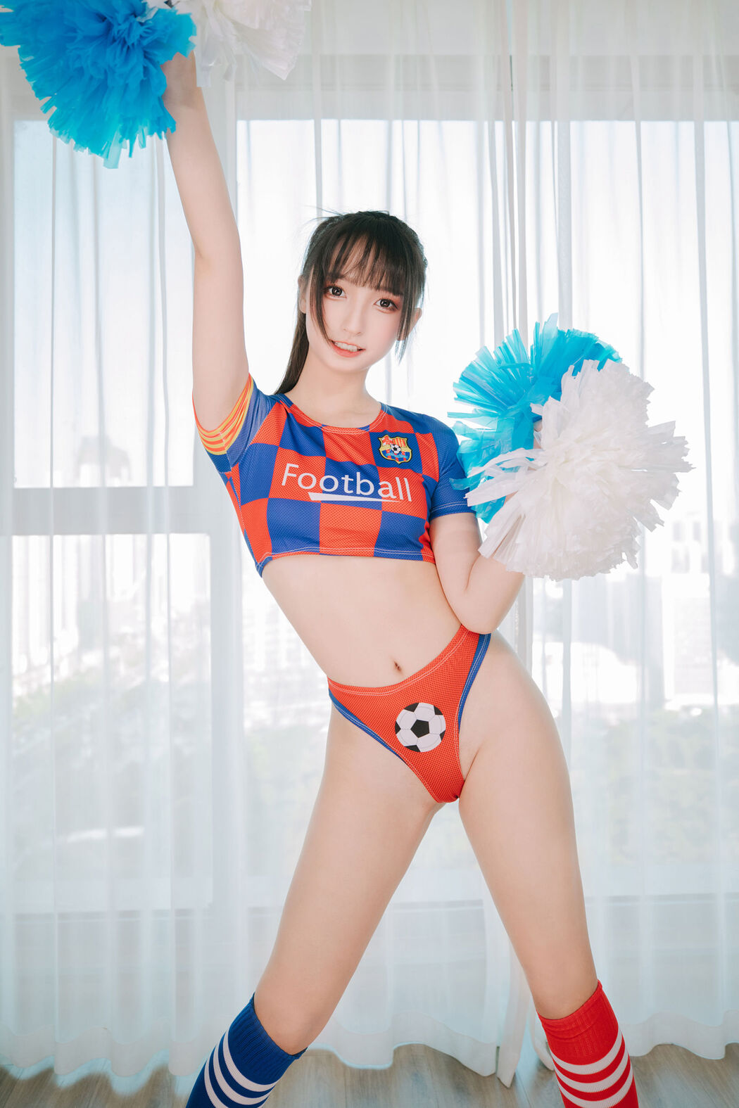 [Internet celebrity COSER photo] The cheerleader girl