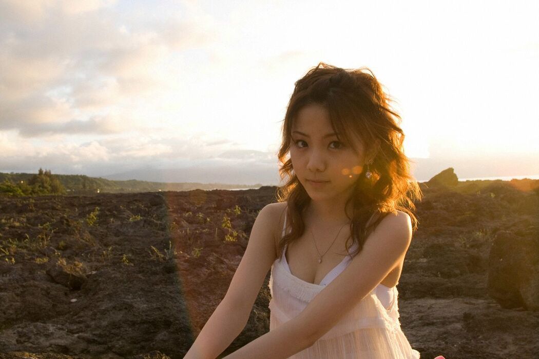 Tanaka Reina 田中れいな [Hello! Project Digital Books] Vol.37
