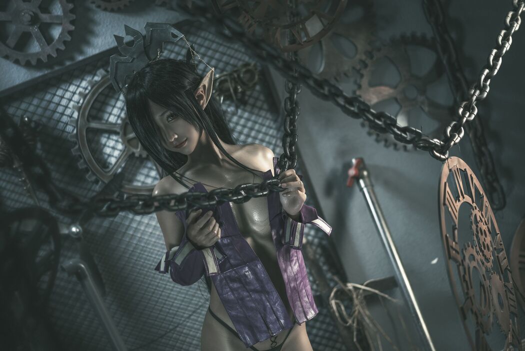 [Net Red COSER Photo] Anime Blogger Stupid Momo-Queen of Black Beasts Original
